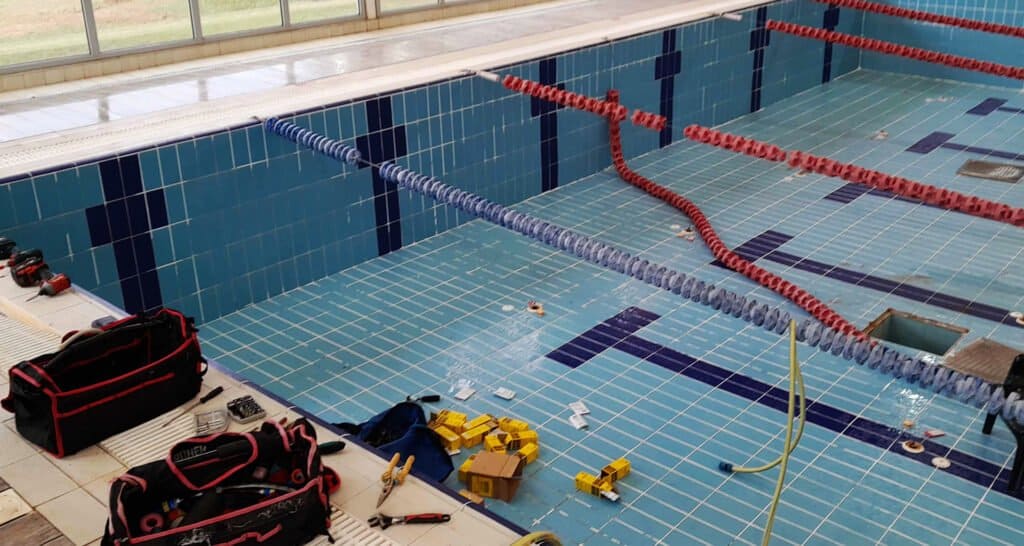 תיקון נזילות מים בבריכה ללא הרס