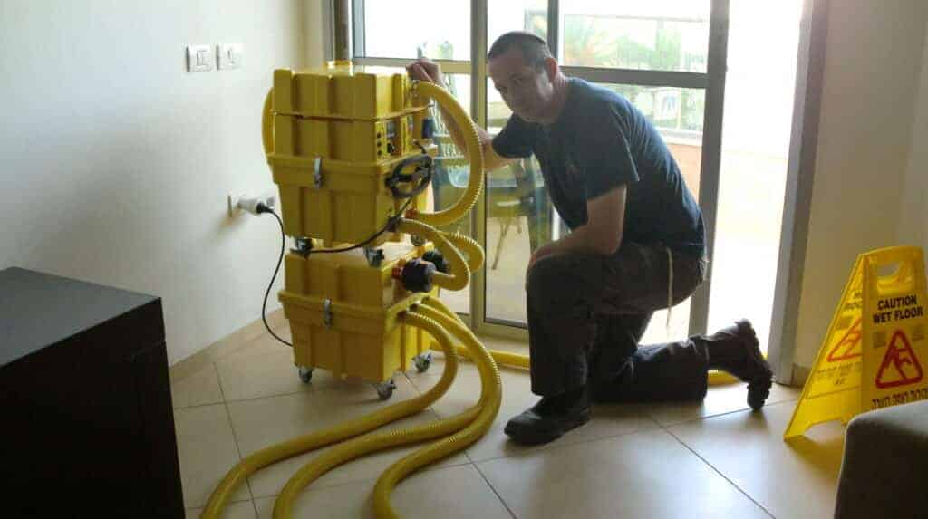 ייבוש חול מתחת לרצפה