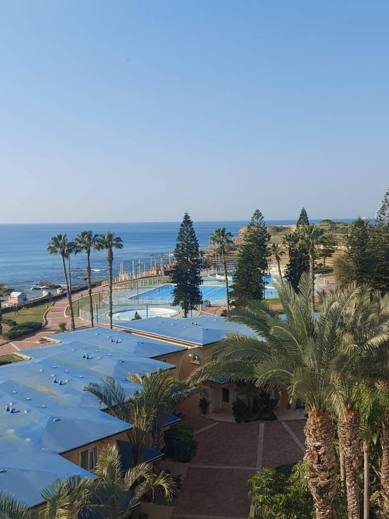 איתור ותיקון נזילות מים בכפר הים חדרה